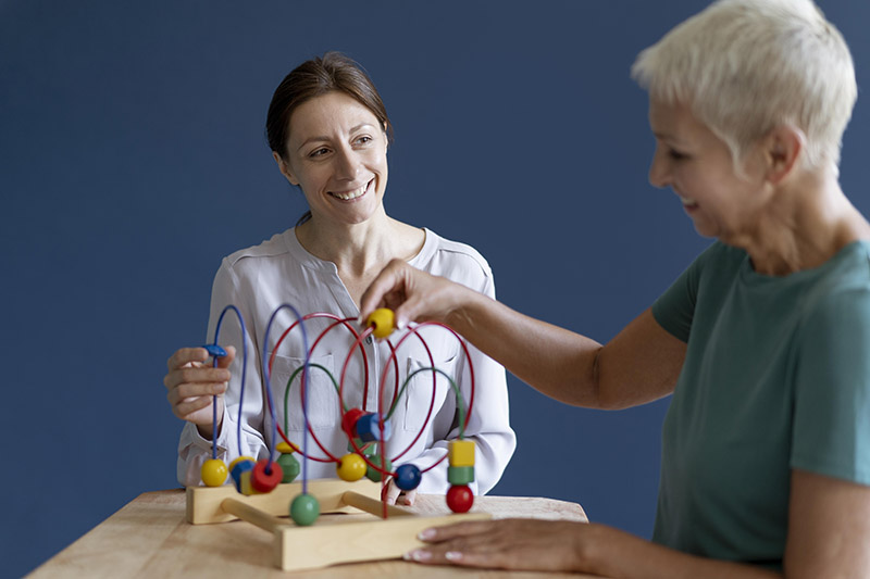 https://christine-gentes-ergotherapie.fr/wp-content/uploads/2024/11/reeducation-ergotherapie.jpg